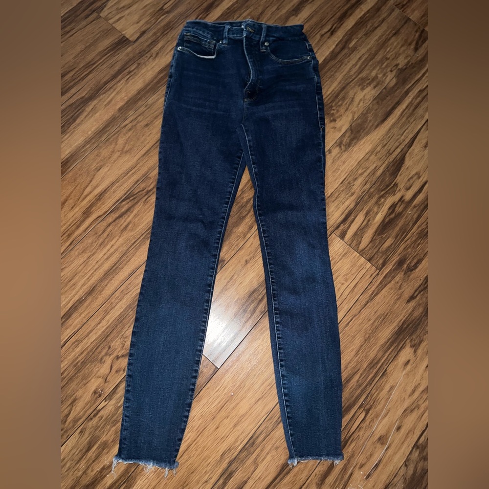 GOOD AMERICAN DARK WASH SUPER SKINNY JEANS SIZE 2 27” INSEAM
